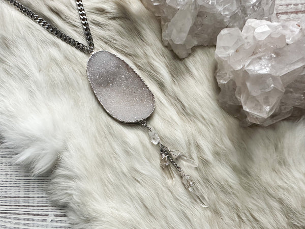 Heart portal necklace