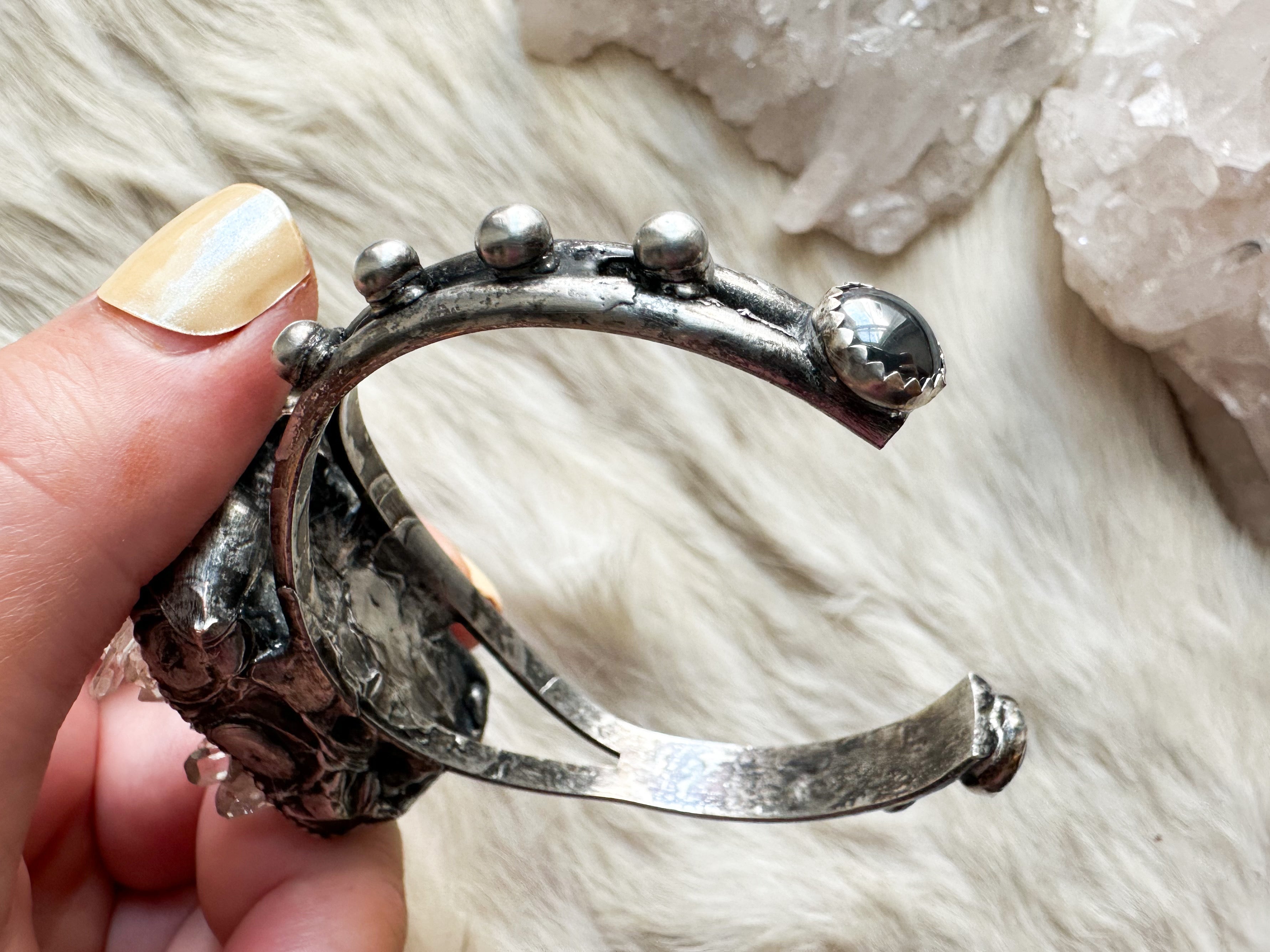 Quartz Cluster Power Cuff