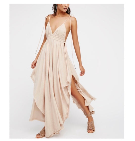 Free People tropical heat maxi dress Ivory rare size S