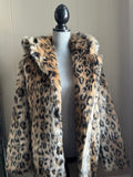 Spirithoods classic leopard faux fur hooded jacket size M brand new