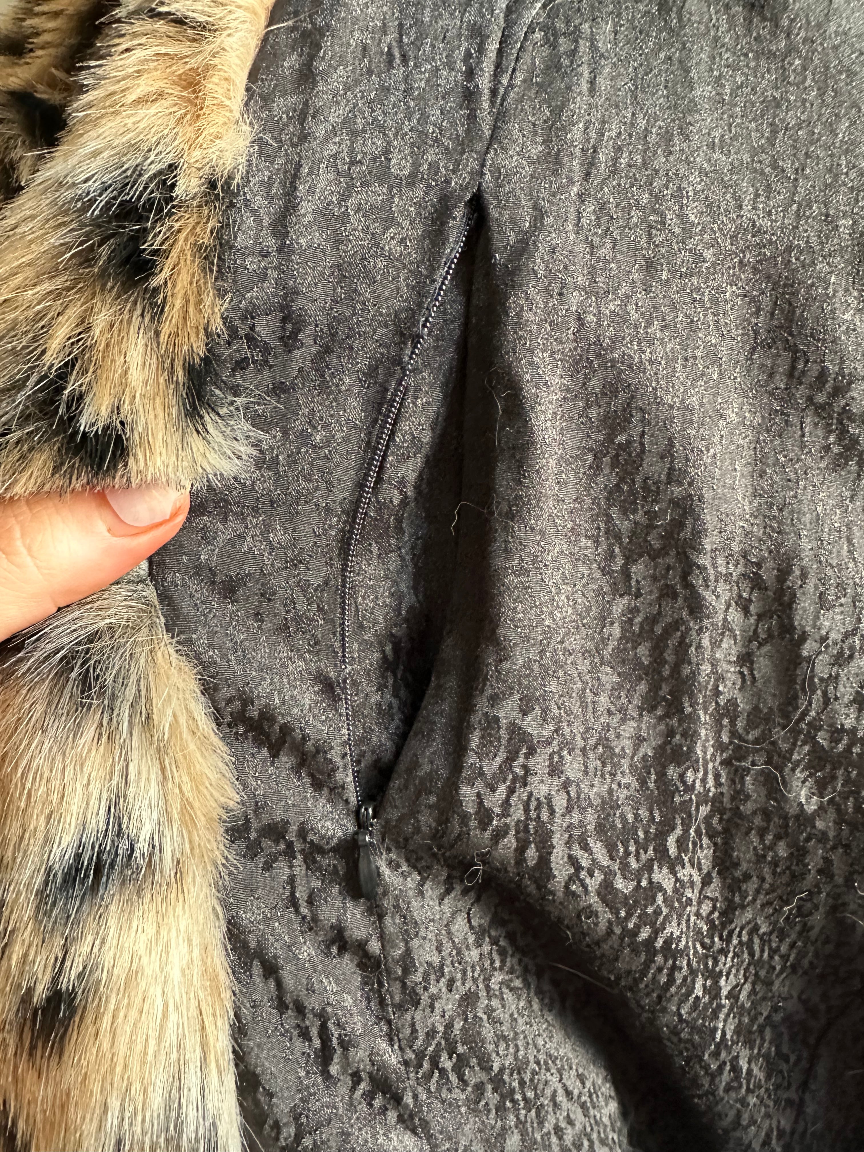 Spirithoods classic leopard faux fur hooded jacket size M brand new